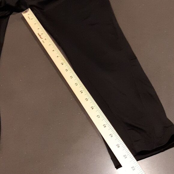 DRI - FIT NIKE  Better World  SZ Small active pants - Picture 9 of 12